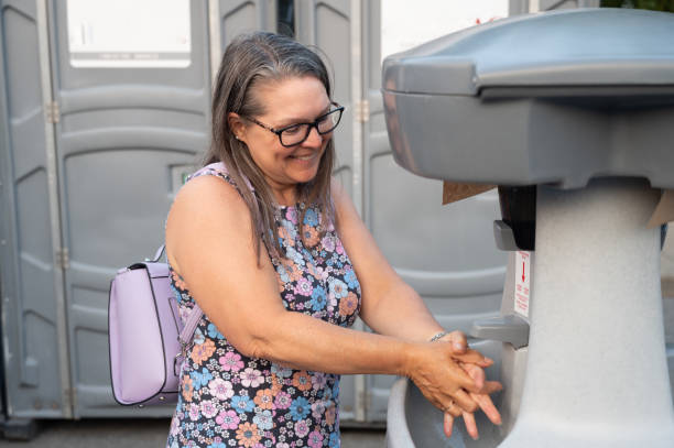 Portable Toilet Options We Offer in Bermuda Dunes, CA